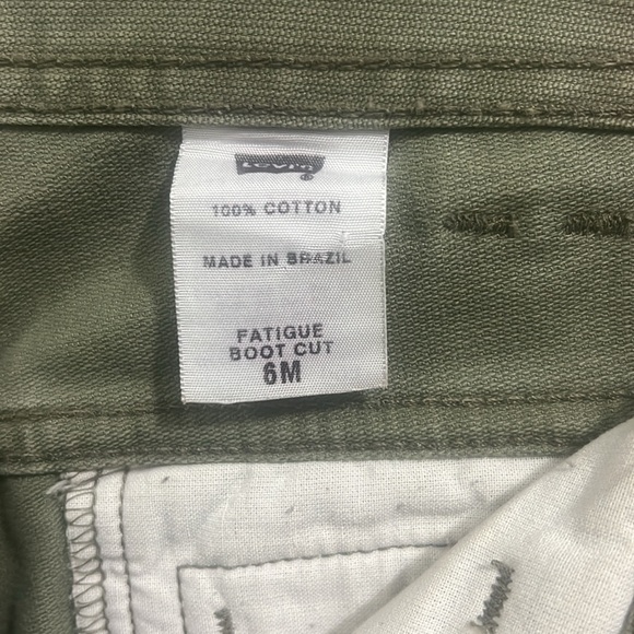 Vintage Levi’s Fatigue Boot Cut women jeans. Army green. - Picture 6 of 10